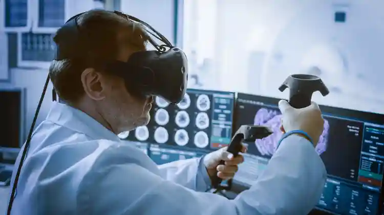 Top AR VR Trends in Healthcare - WhatNext